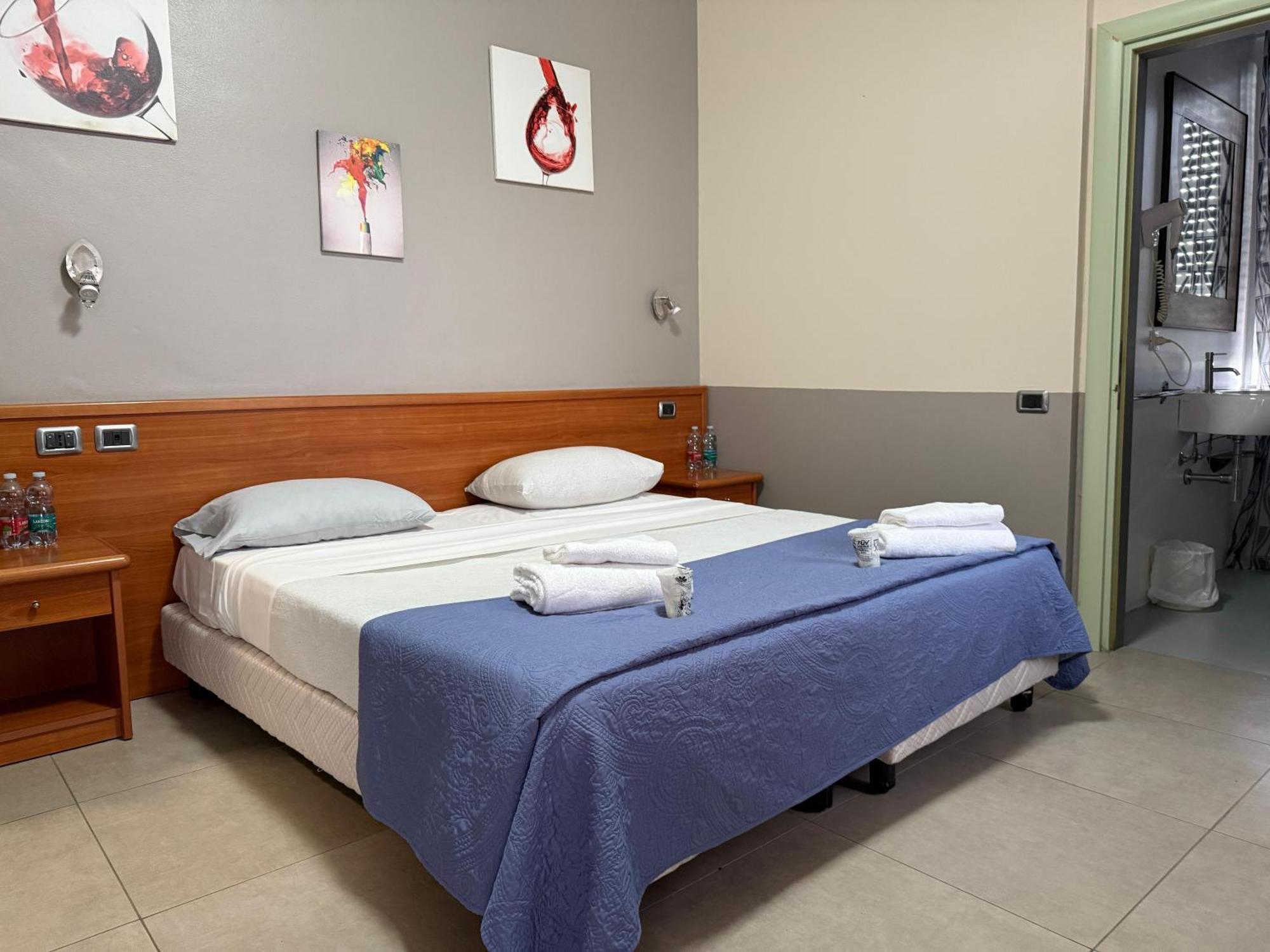 La Gritta Srl 호텔 카스텔 산 피에트로 로마노 외부 사진